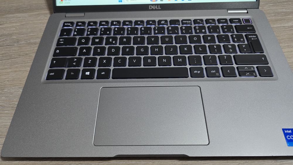 Laptop Dell 5420, i7gen11, 16Gb, ssd256Gb, 14" cu touchscreen, windows