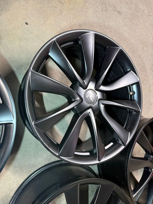 Jante R19, tesla model 3, model S , replica