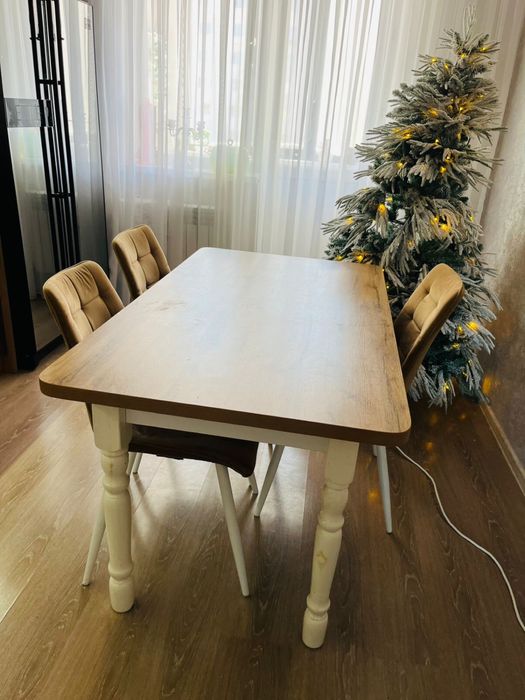 Продам стол со стульями