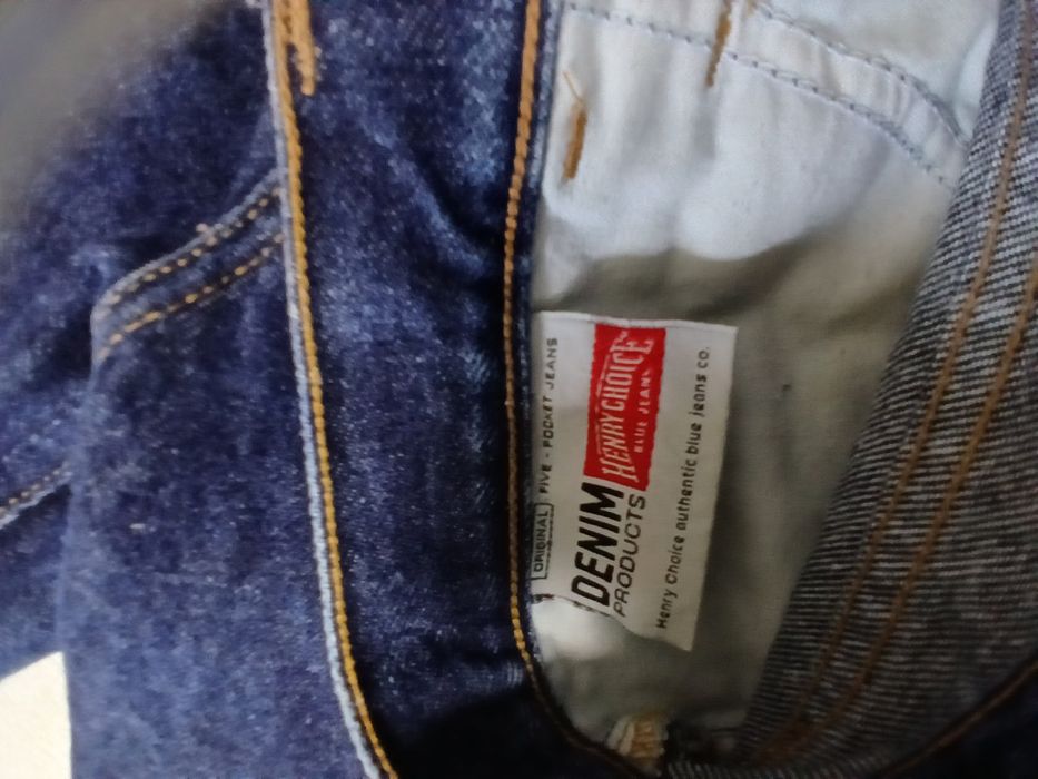 Vând blugi ptr.bărbați