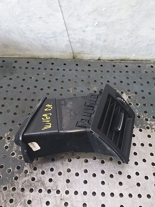 Grila ventilatie bord dreapta mercedes a class w169 1698300254