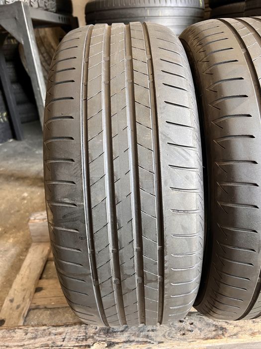 2 anvelope vara 225/55/17 , Bridgestone !