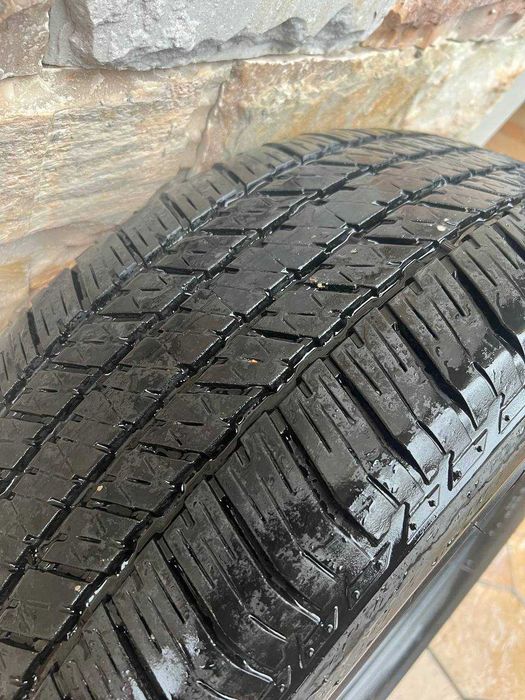 18 шины для джипов 4 шт 265 на 60 хор.  BRIDGESTONE DULER