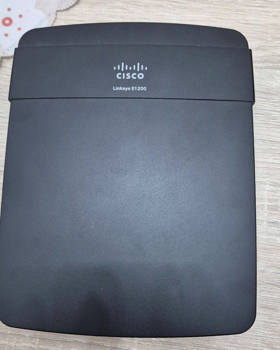 Router Wi Fi CISCO