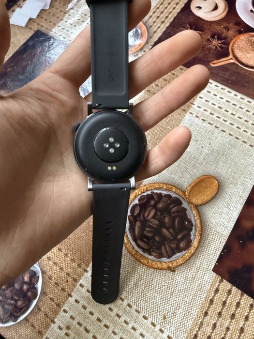 Продаются часы CMF