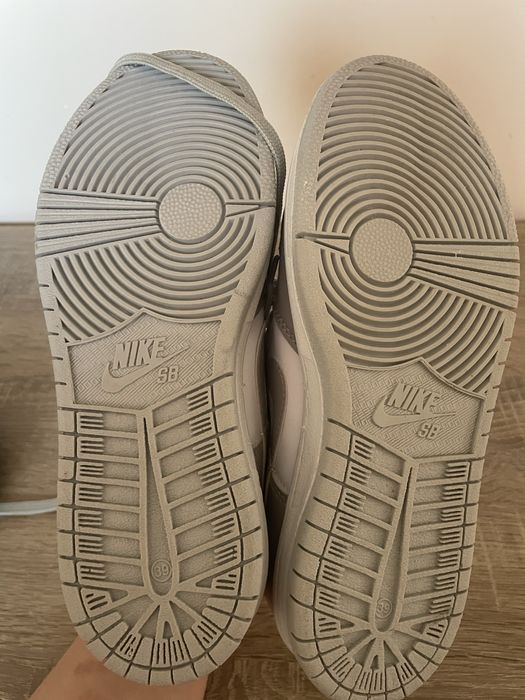 Маратонки Nike 39 номер