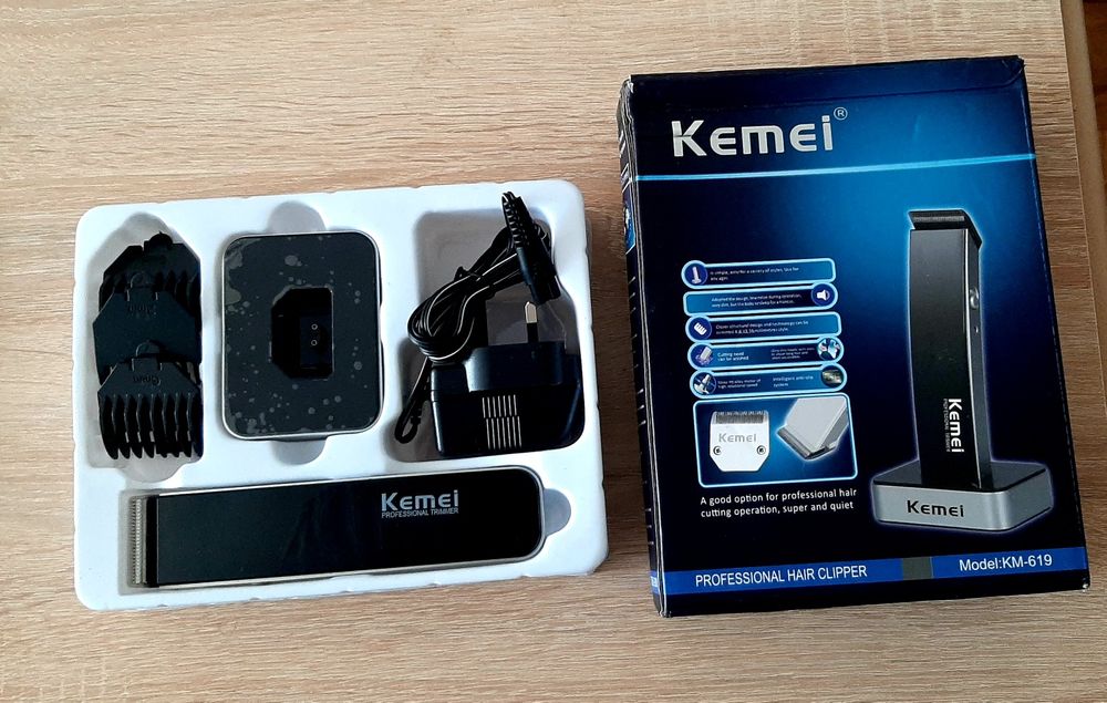 Професионална,безжична машинка за постригване KEMEI  KM619Коментар