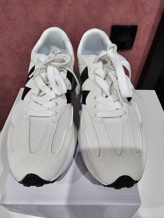 Дамски маратонки