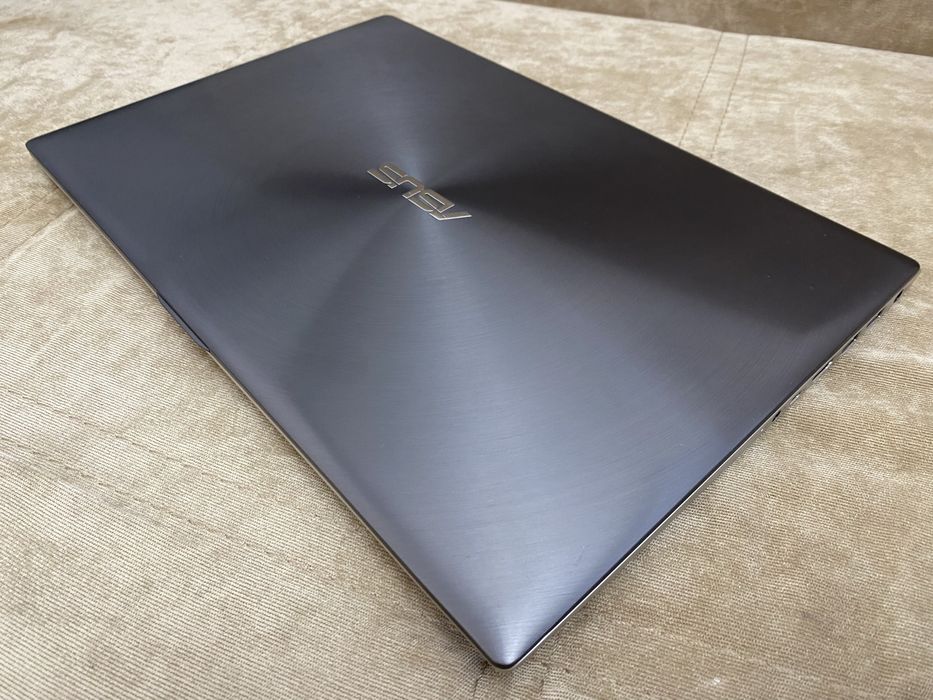 Игровой, мощный, дорогой ноутбук Asus Zenbook Core i7