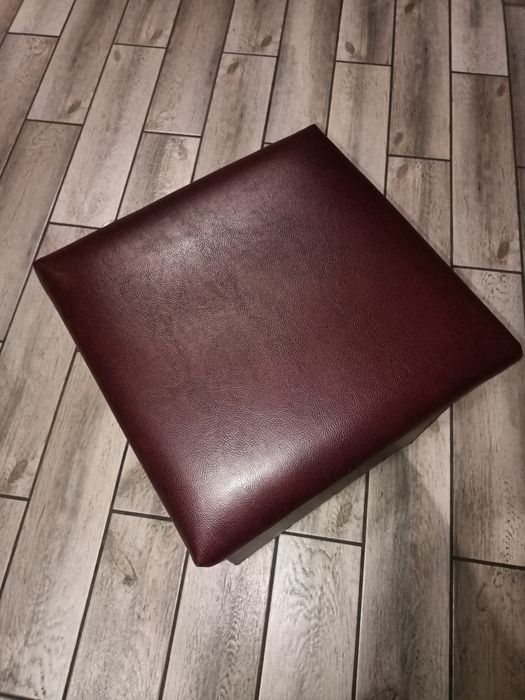 Продам пуфики кож зам