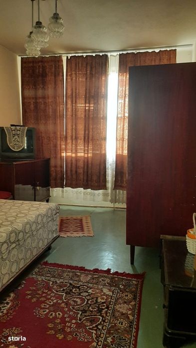 Apartament Baba Novac stradal-bloc turn