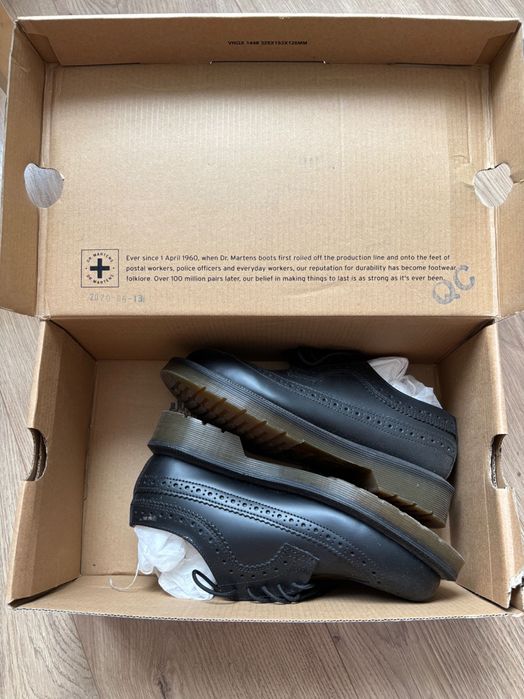 Броги Dr Martens