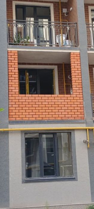 Balkonga g'isht teramiz