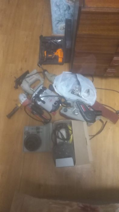 Инструменты в ассортименте