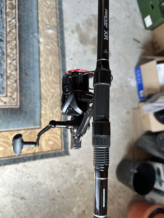 Vând 3 mulinete Sonik  SK 47 ,7000 FD