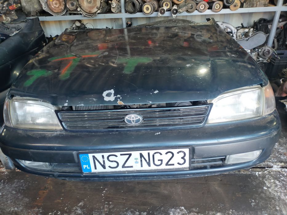 Toyota Carina E по запчастям