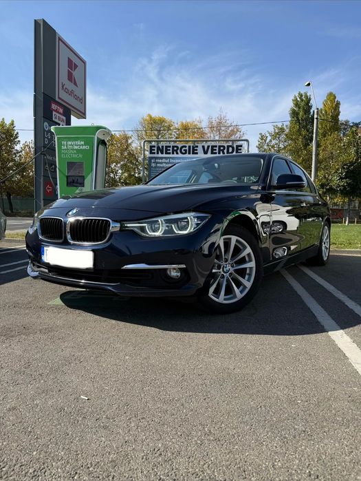 BMW Seria 3 330e Plug-in Hybrid