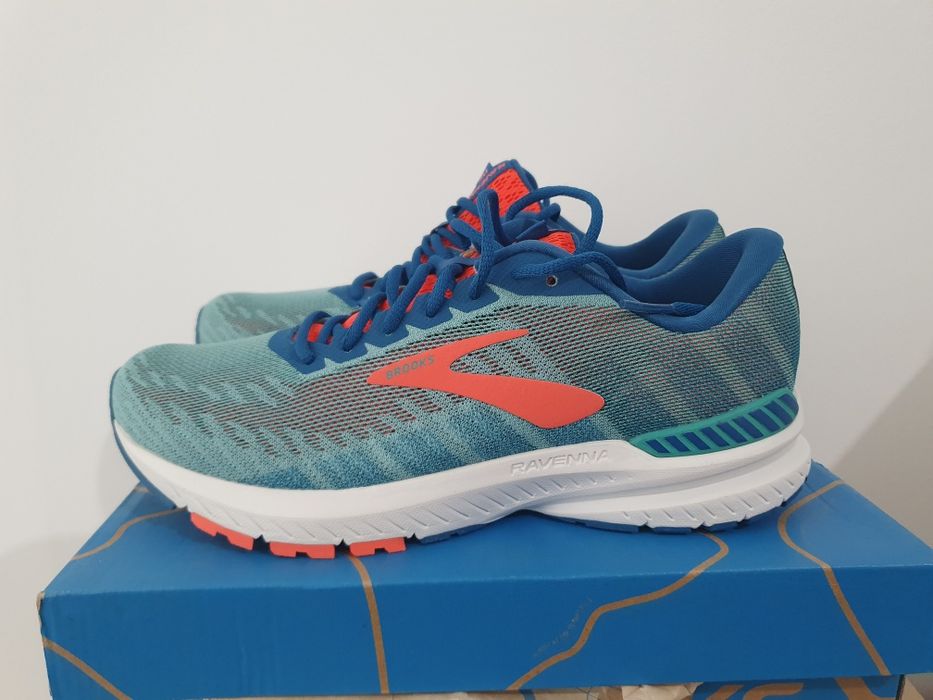 Маратонки за бягане Brooks Ravenna 10