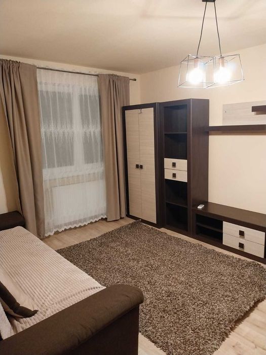 Apartament de închiriat 2 camere  decomandat– Baia Mare, zona Independenței