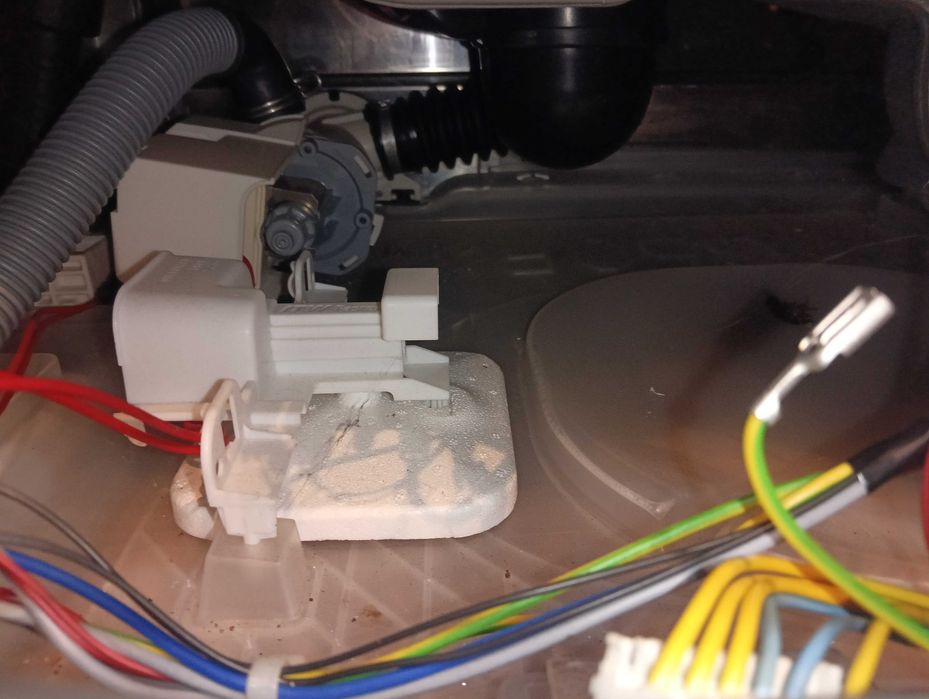 Пералня AEG L85275XFL