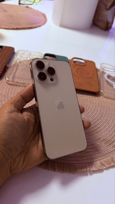 Vand sau schimb Iphone 14 Pro Max