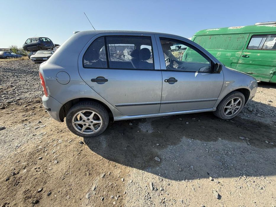 Шкода Фабия 1.4 бензин