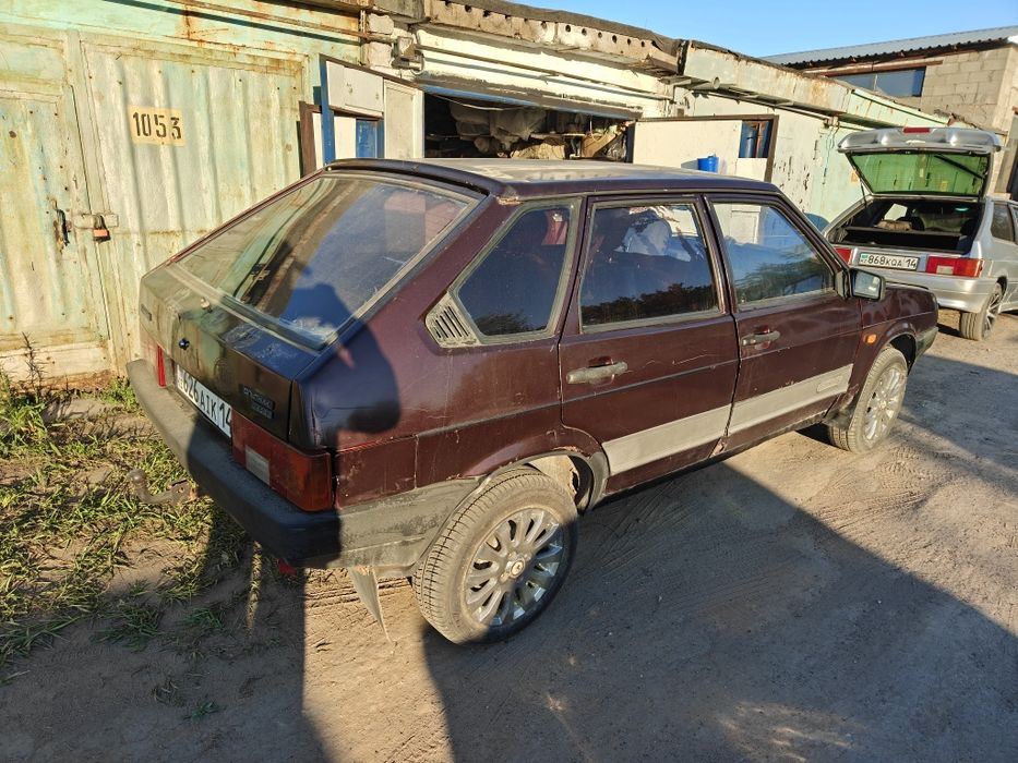 Продам ваз 2109 срочно