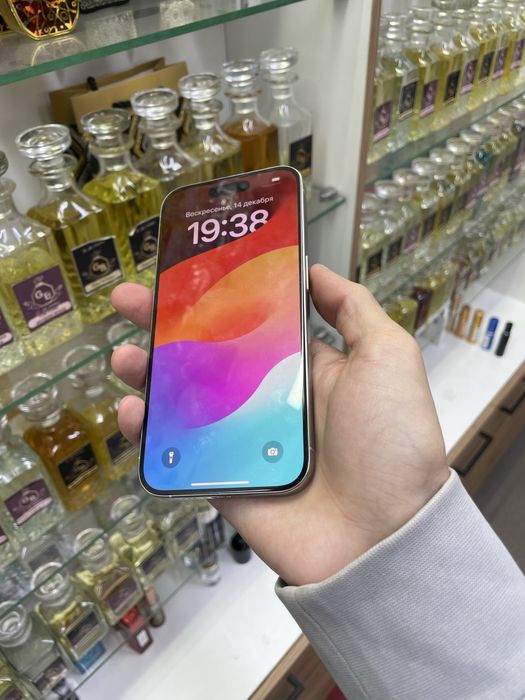Айфон 15 про продам емкость 87%