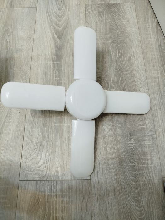 Лампа светодиодная