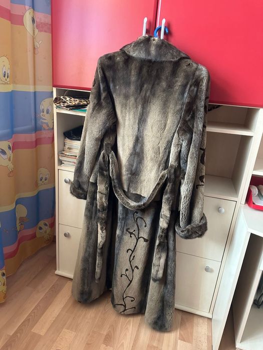 Продается шуба б/у