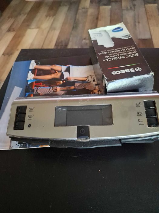 aparat cafea lirika plus +placa electronica noua+ansamblu rasnita noua+tastatura cu afisaj+filtru de apa