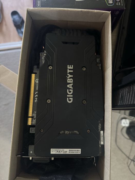 Carcasa pc+ placa video