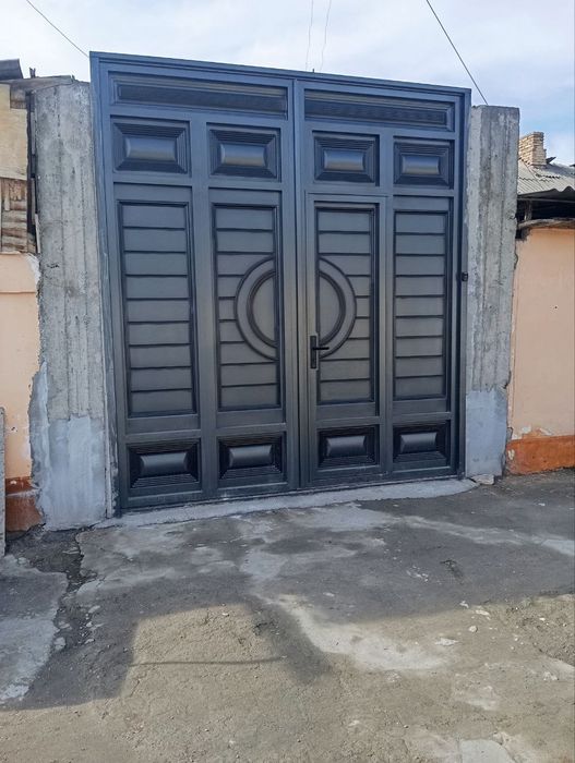 Ховли Уй жой сотилади!