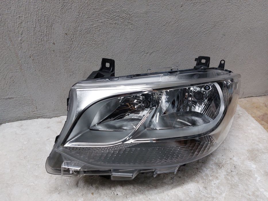 far stanga original mercedes sprinter w910 halogen 2018 - 2023 nou