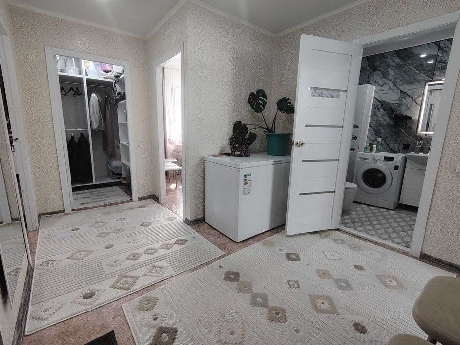 2 комнатная в мкр. Аэропорт