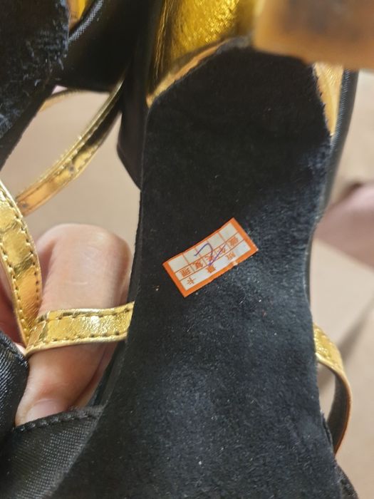 Продам туфли для танце р.39