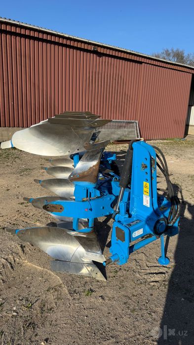 Lemken EurOpal 7 4+1. Claas Arion, Case Puma, John Deere