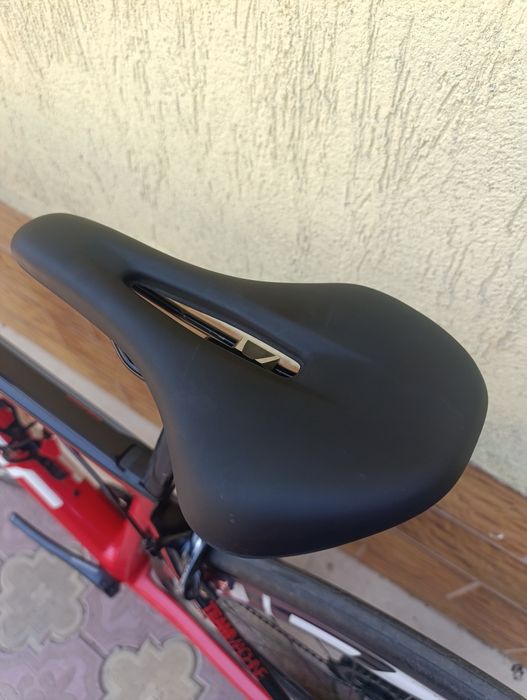 BMC SLR01 28 цола Full Carbon