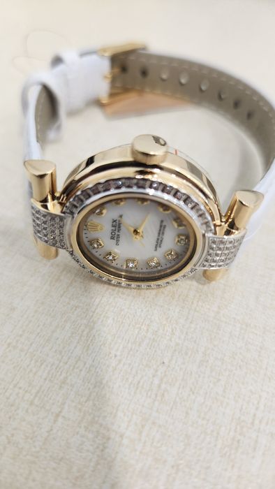 Золотые часы Rolex