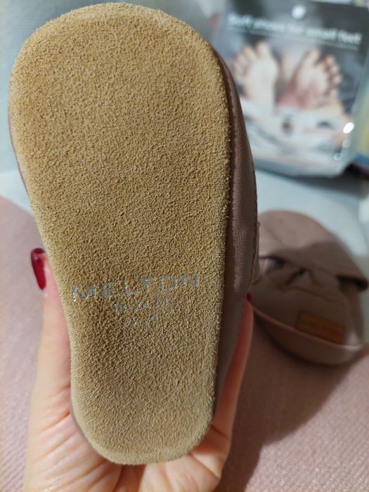 Нови пантофки, ботушки