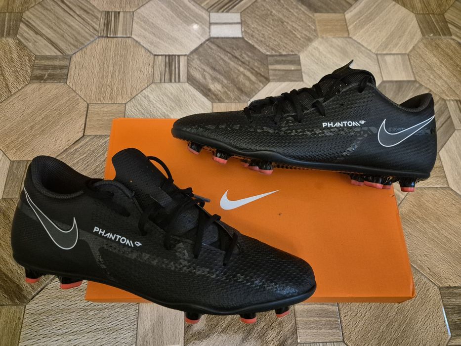 Nike nr  42 Phantom GT2  Ghete fotbal noi in cutie