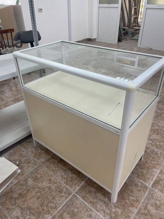 Продам торговое оборудование