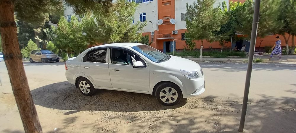 Яхши холатдаги нексия 3 сотилади холати зур