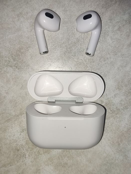 Продам Airpods 3 в идеальнейшем состоянии