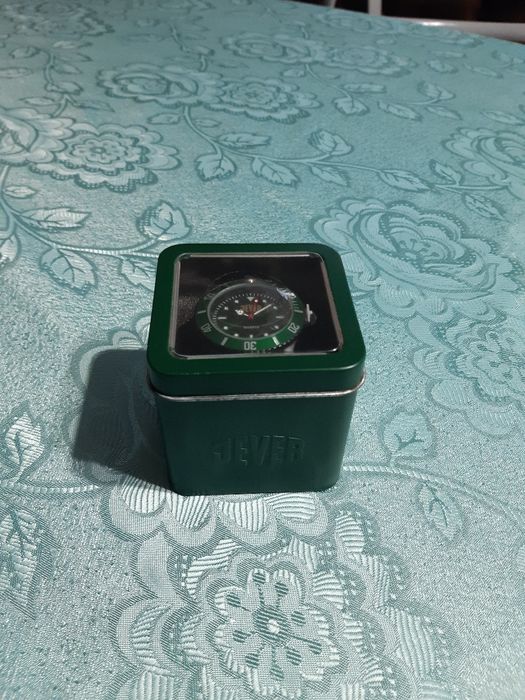 Vând ceas de mână Jever nou in cutie