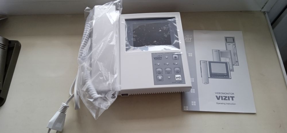 Видео домофон Vizit