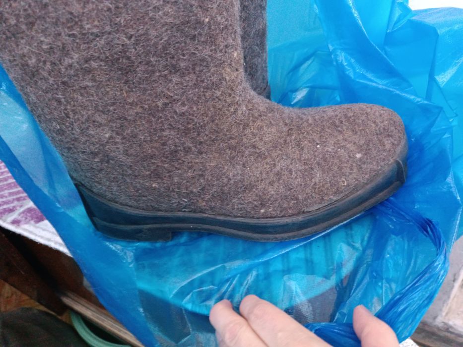 Валенки новые 9000