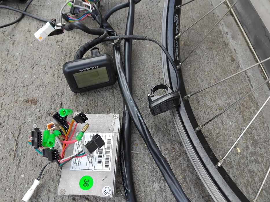 Vând roată față bicicleta electrică