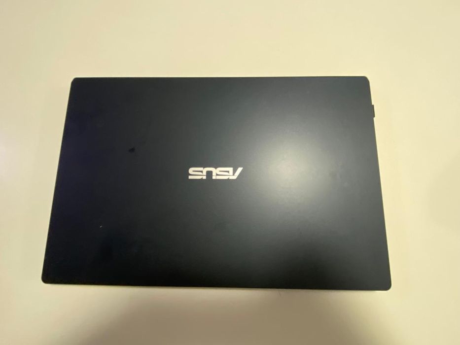 Продам ноутбук Asus Vivobook E410KA