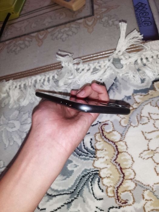iPhone 11 с гарантии